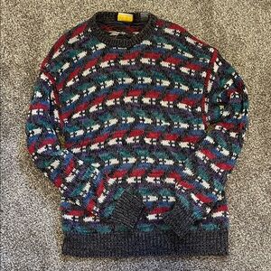 Stylish Men's Crewneck Sweater with Multicolor Pattern